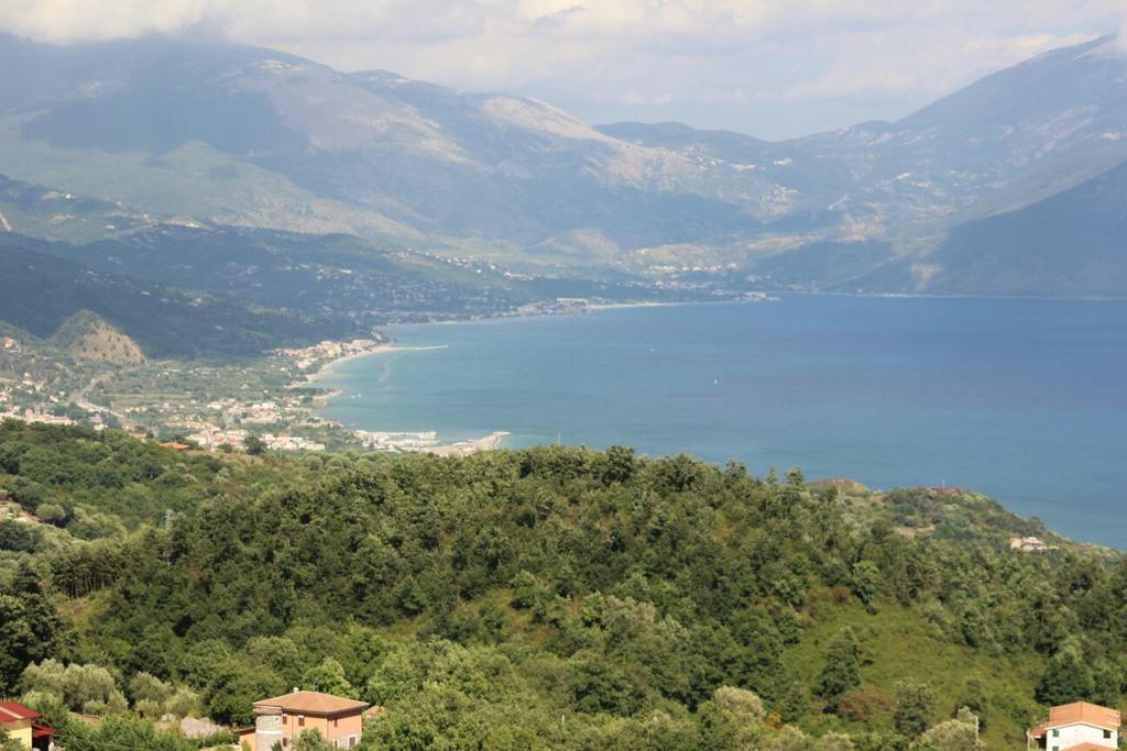 Agrestis Domus Pensionat San Giovanni a Piro Exteriör bild